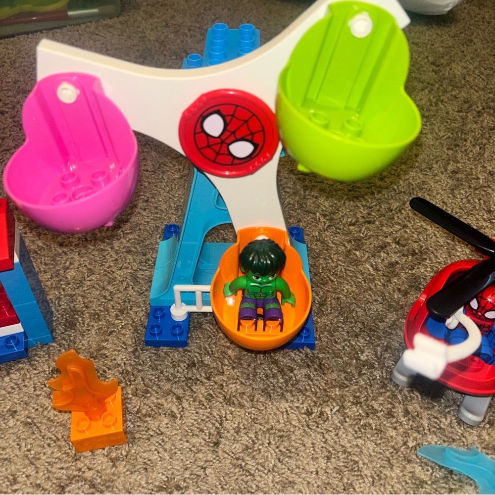Spider-Man and Friends Funfair Adventure Lego Duplo 10963 - Picture 5 of 7